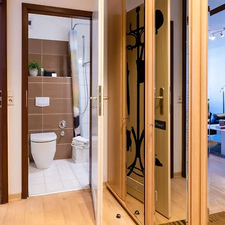 - Haus O, App 0o0404 Διαμέρισμα